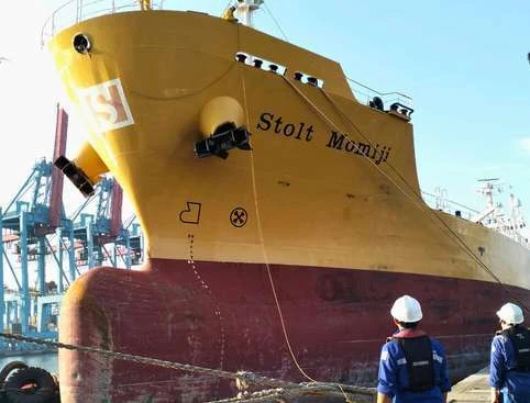 Unloading CPO at Marunda Center Terminal Port — 2